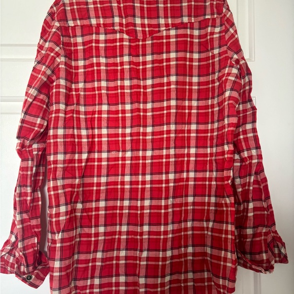 Patterned red and white shirt - Picture 4 of 4